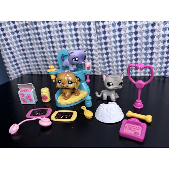 Littlest Pet Shop Other - LPS Cozy Care Center St. Bernard #481, Ferret #482, Shorthair Cat #483